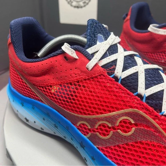 Saucony Kinvara 14 Liberty Red White Blue USA S20823-76 Men Size 12 NEW freedom